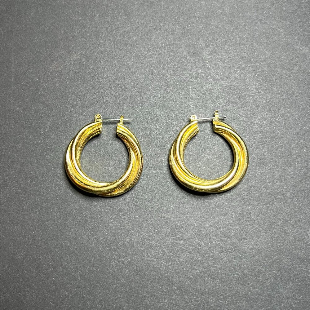 Stylish Gold Tone Chunky Twisted Hoop Earrings Fashion Jewelry 1.25"